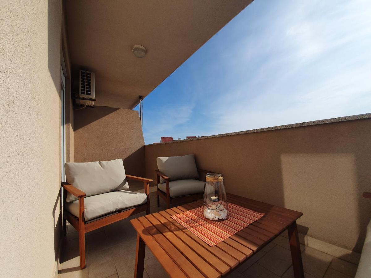 Alex Apartment ميدولين المظهر الخارجي الصورة