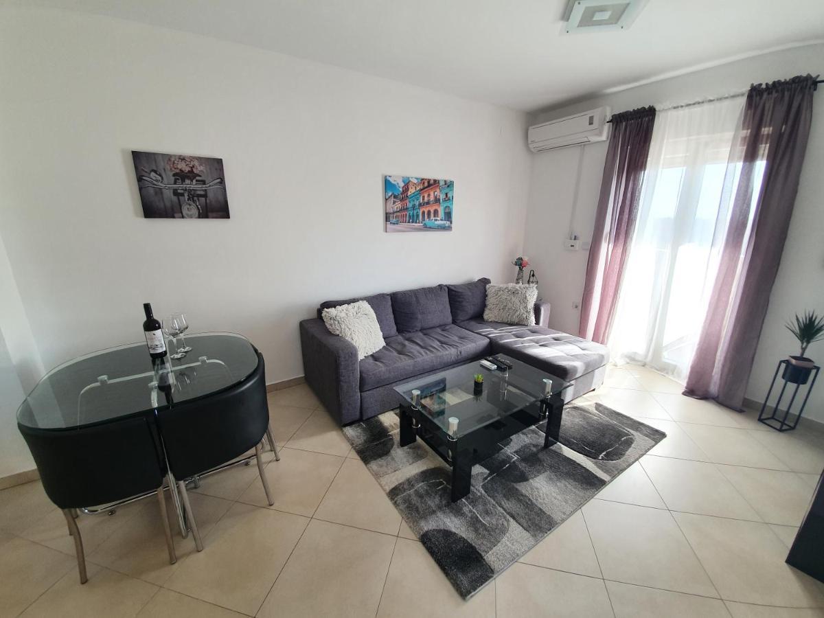 Alex Apartment ميدولين المظهر الخارجي الصورة